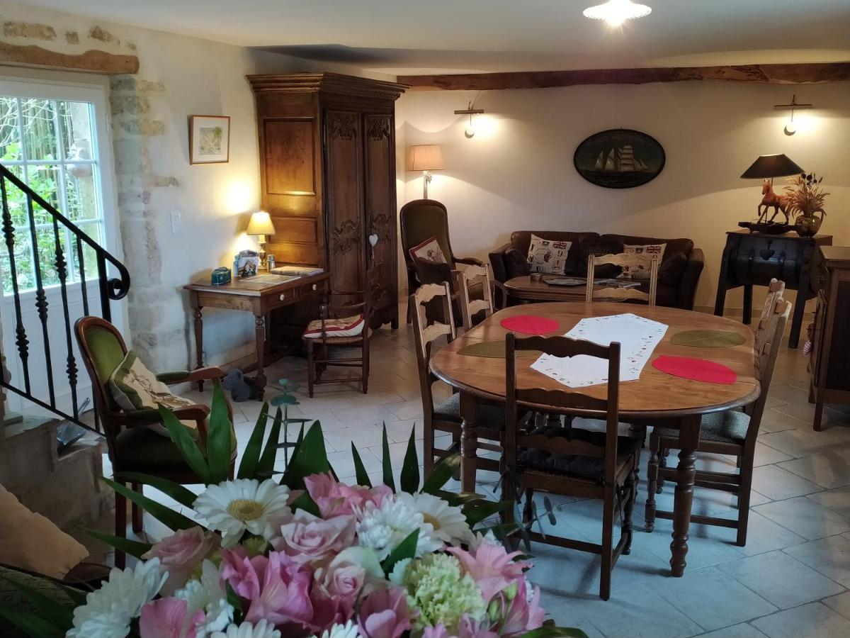 Gite La Bourgetterie Fontenay Sur Mer Екстериор снимка